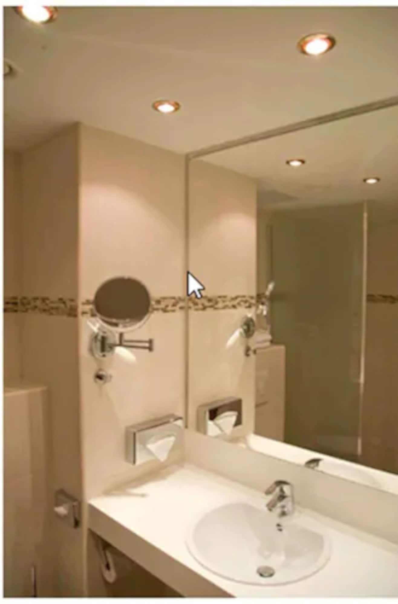 แกรนด์ โฮเต็ล ดรีม ไมน์ ซิตี้เซ็นเตอร์ Hotel Frankfurt am Main ภายนอก รูปภาพ