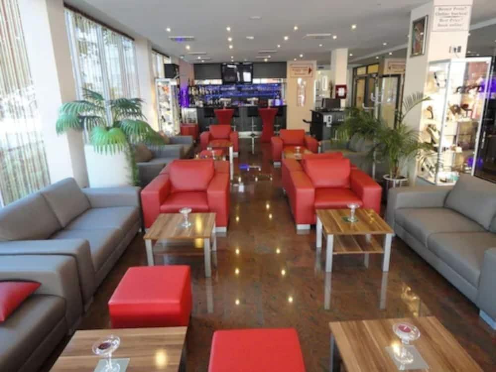 แกรนด์ โฮเต็ล ดรีม ไมน์ ซิตี้เซ็นเตอร์ Hotel Frankfurt am Main ภายนอก รูปภาพ